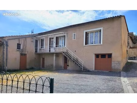 maison charentaise 94 m² – 3 chambres – garage  grange et jardin clos - habitable de suite