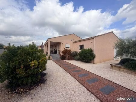 maison 114 m2 avec piscine