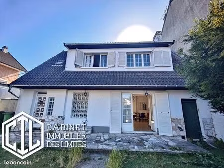 pavillon 7 pièces 132 m²