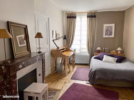 grande chambre meublée chez l'habitant dans maison