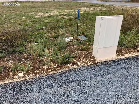 terrain 620 m² thenac