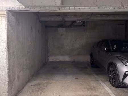 parking chatillon