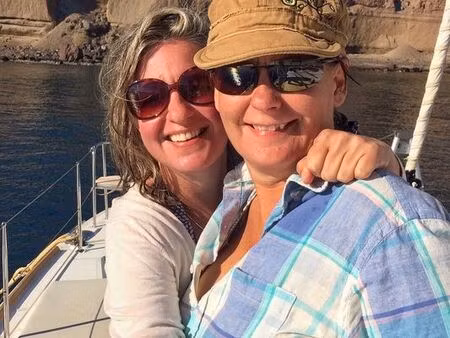 un gentil couple á la recherche d'une location entre agay et sainte maxime (var)