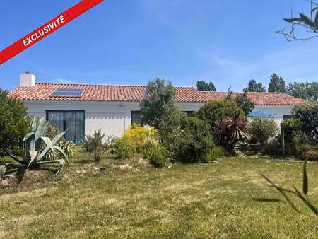 vente maison bord de mer à l'île-d'olonne (85340) : à vendre bord de mer / 162m² l'île-d'o