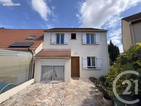 maison 6 pièces 97 m²