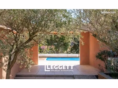 maison 6 pièces 209 m²