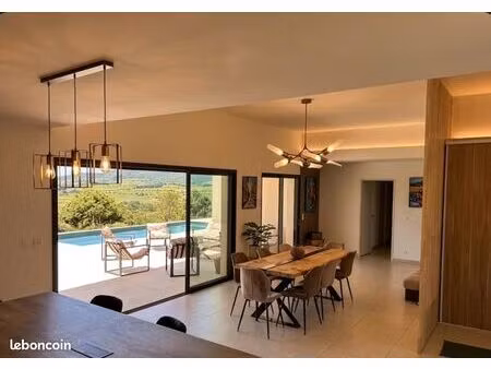 villa contemporaine - 150 m2 - piscine - vue imprenable sur les corbières