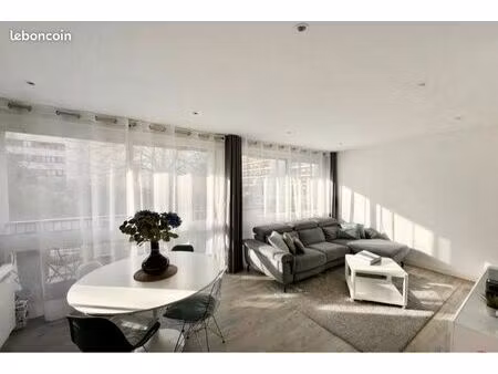 appartement rénové avec cave et parking