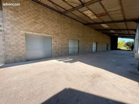 rare   lot de 4 garages  hangars ou stockage 270 m2  10% de rentabilité