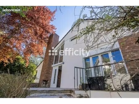 maison 6 pièces 183 m²