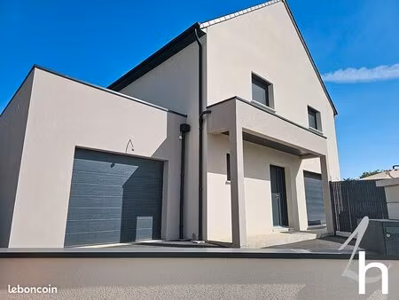 maison 7 pièces 165 m²