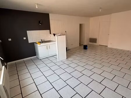 a louer t3 58m²