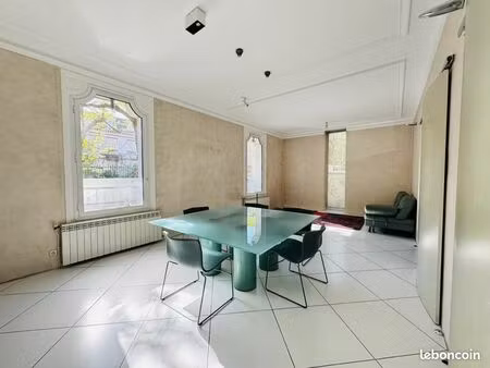 appartement 7 pièces 160 m²