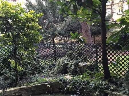 grand studio avec jardin