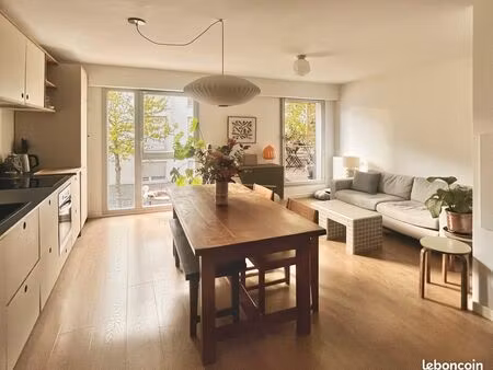 pantin - quatre chemins | t4 | 81 m²+terrasse + balcon+ parking