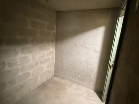 cave à louer en sous-sol - pantin