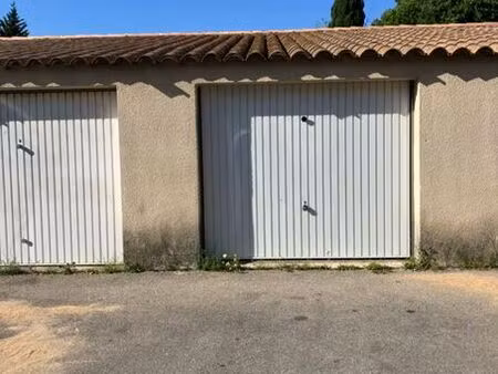 loue garage 20m²
