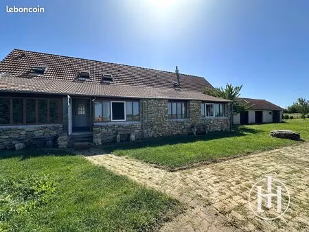 maison 8 pièces 182 m²