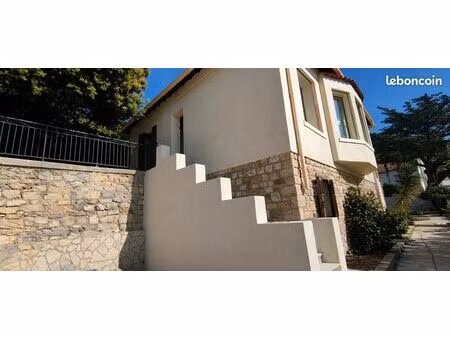 toulon faron : villa renovée  piscine  garage  5 chambres et dépendance