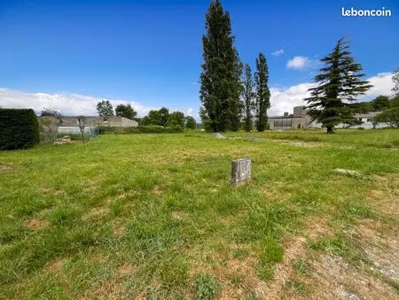 terrain 830 m² brizambourg