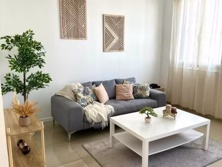 chambre 1 pièce 9 m²