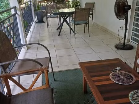 appartement t4