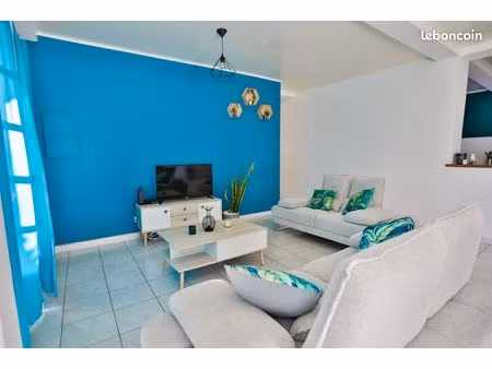 111 m² habitables immédiatement avec jardins – ligne des bambous
