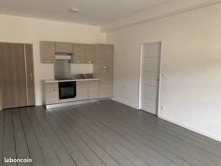t2 52 m2 avec parking couvert sécurisé