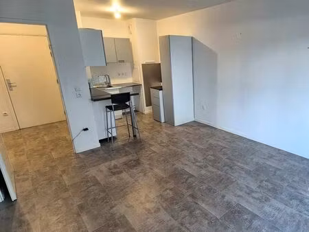 appartement moderne 2 pièces – 39 44 m² avec balcon et parking à drancy