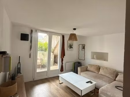 appartement t2 avec terrasse et parking centre ville