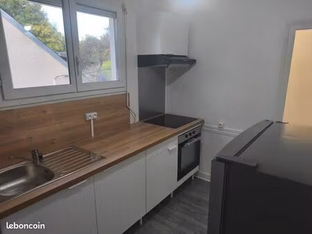 t2 45 m² entièrement rénové – cuisine équipée neuve – centre de vierzon