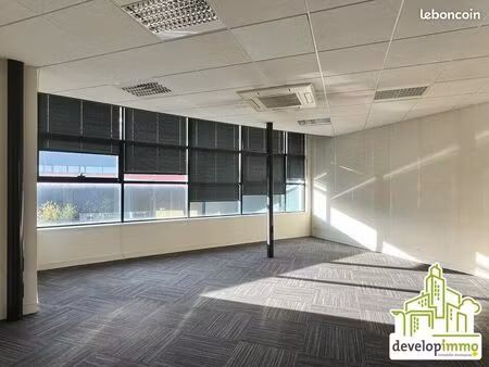 bureaux 118 m²