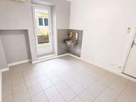 local commercial / professionnel – proximité hyper centre