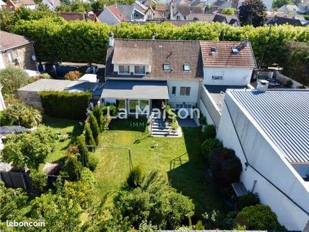 pavillon 7 pièces 174 m²