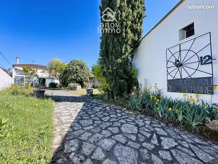 propriété 7 pièces 233 m²