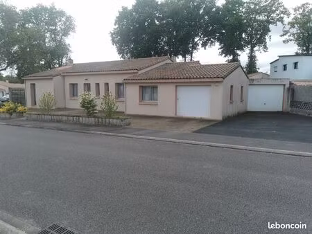 plain pied centre saint hilaire de loulay