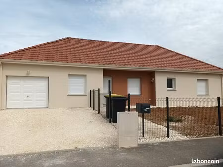 maison de plain pied à trouy bourg