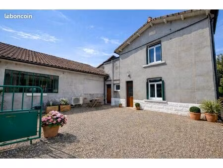 maison 3 pièces 75 m²