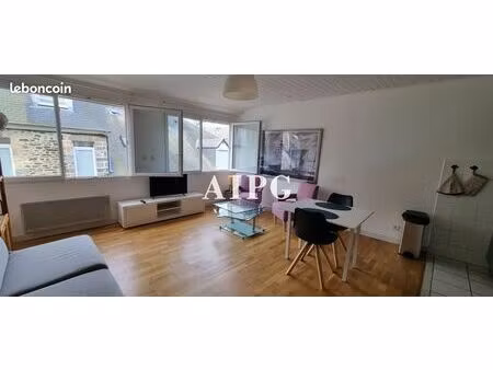 studio 1 pièce 28 m²
