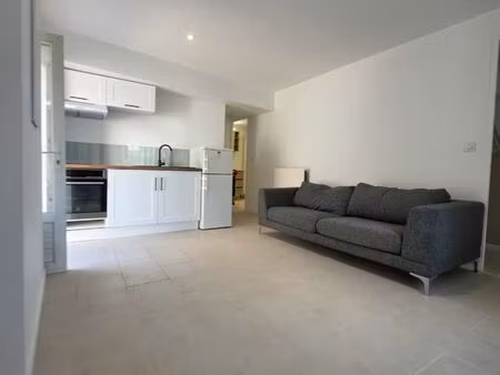 t2 meublé entièrement rénové – 34 m² – bras (83149