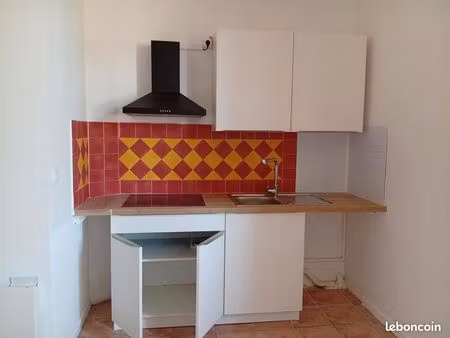 studio 1 pièce 22 m²