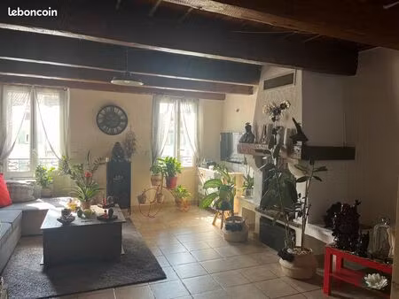 appartement 3 pièces 69 m²