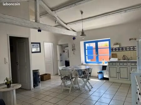 charmante maison de vacances à barbâtre