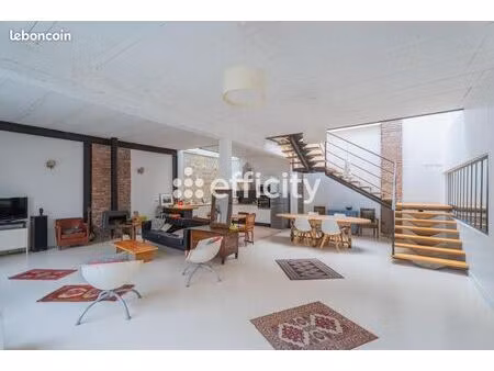 maison 6 pièces 200 m²