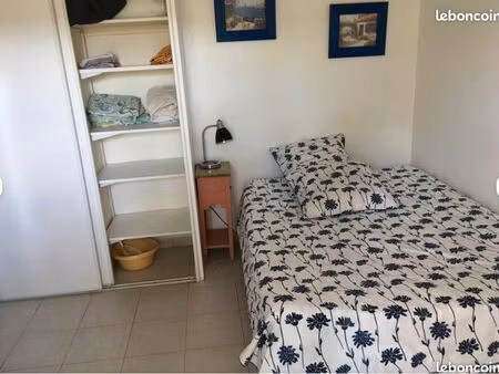 loue studio hyeres quartier costebelle
