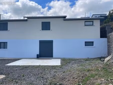 bâtiment avec possibilité habitation