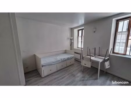 studio meublé 20m²