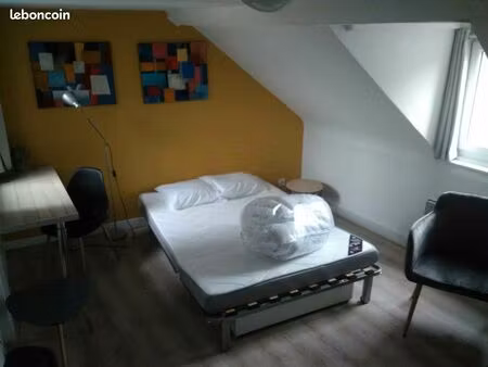à louer studio meublé charges comprises