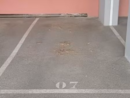 parking 13 m² le lavandou
