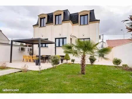 maison lo